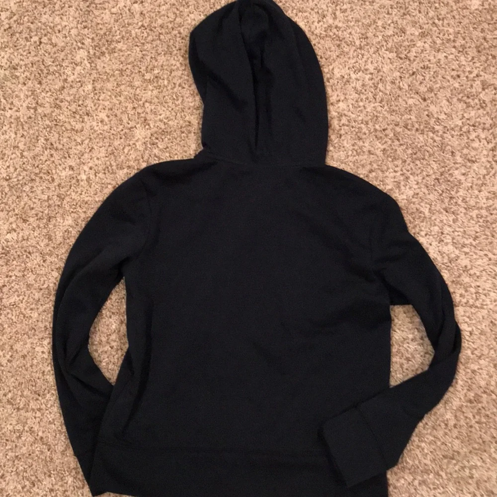 GAP sweatshirt